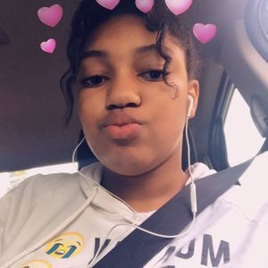 Meet your Posher, Samara